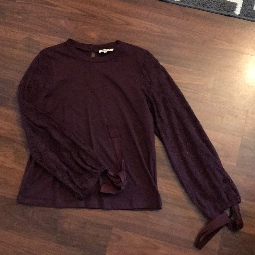 Lace Sleeved Blouse
